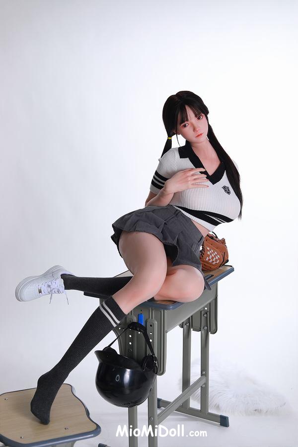 Carletta - Sesso Con Una Bambola Video 6 Carletta - Sesso Con Una Bambola Video