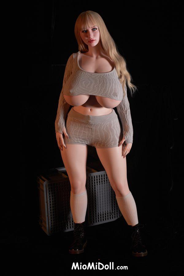 Shalanda - Succhiare La Testa Della Bambola Sessuale 6 Shalanda - Succhiare La Testa Della Bambola Sessuale