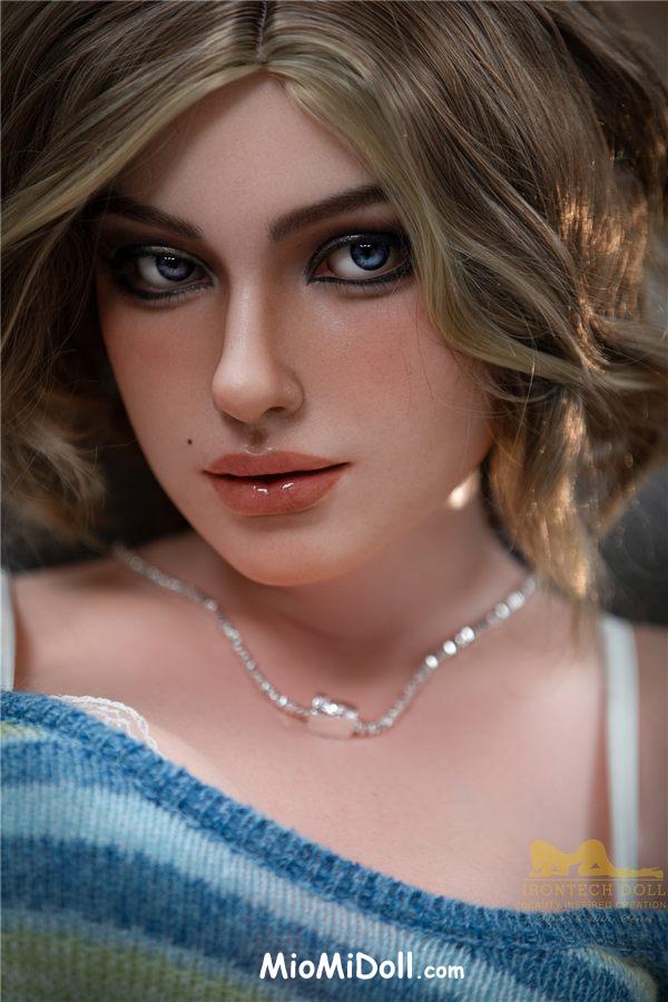 Claudine - Bambola Sessuale Principessa Rosalina 1 Claudine - Bambola Sessuale Principessa Rosalina