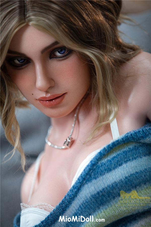 Claudine - Bambola Sessuale Principessa Rosalina 14 Claudine - Bambola Sessuale Principessa Rosalina