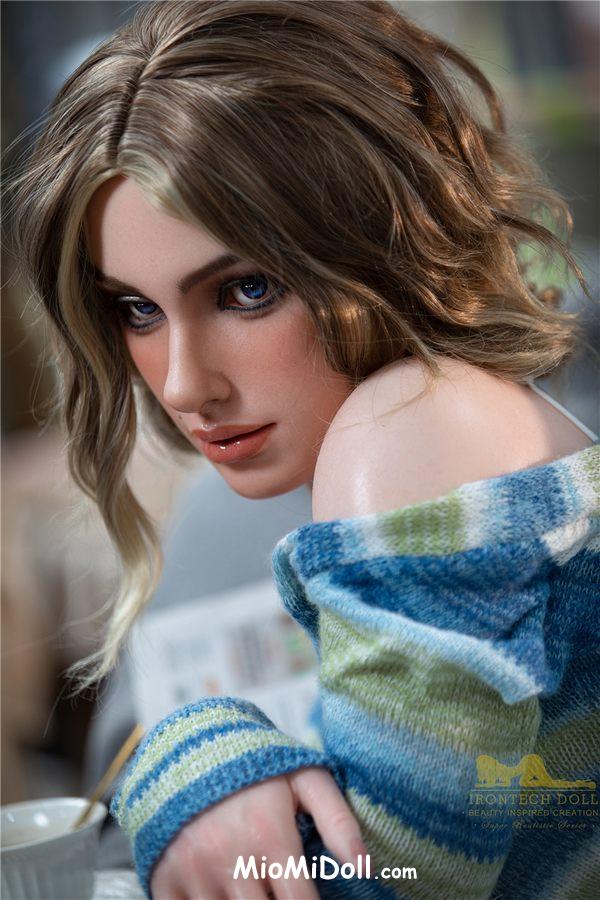 Claudine - Bambola Sessuale Principessa Rosalina 8 Claudine - Bambola Sessuale Principessa Rosalina