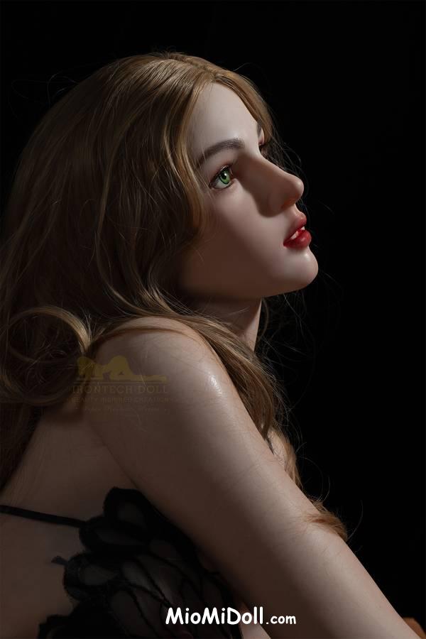 Pricilla - Porno Con Bambola Sessuale Strap-On 12 Pricilla - Porno Con Bambola Sessuale Strap-On