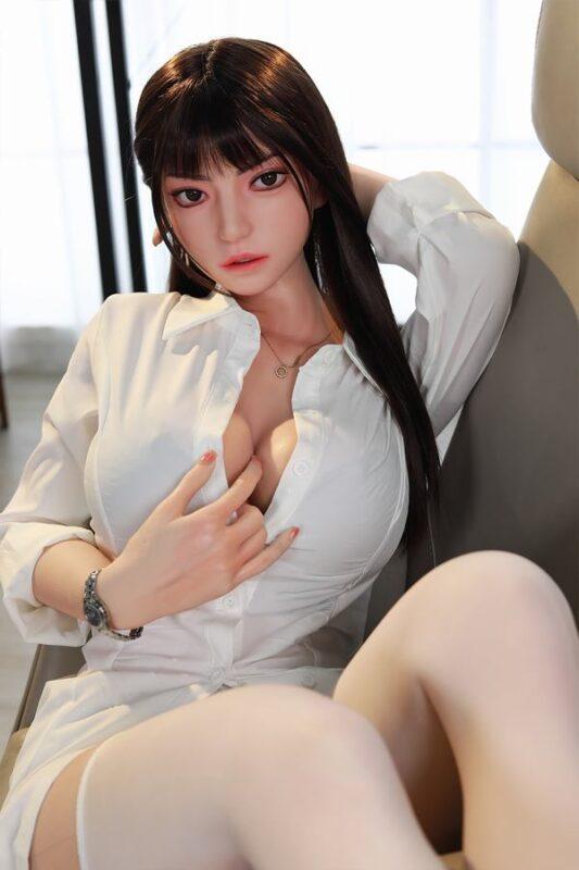 Lashunda - Sesso Con Bambola Sessuale Grande