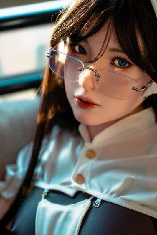 Herminia - Complicazioni Sessuali Con Bambole Realistiche